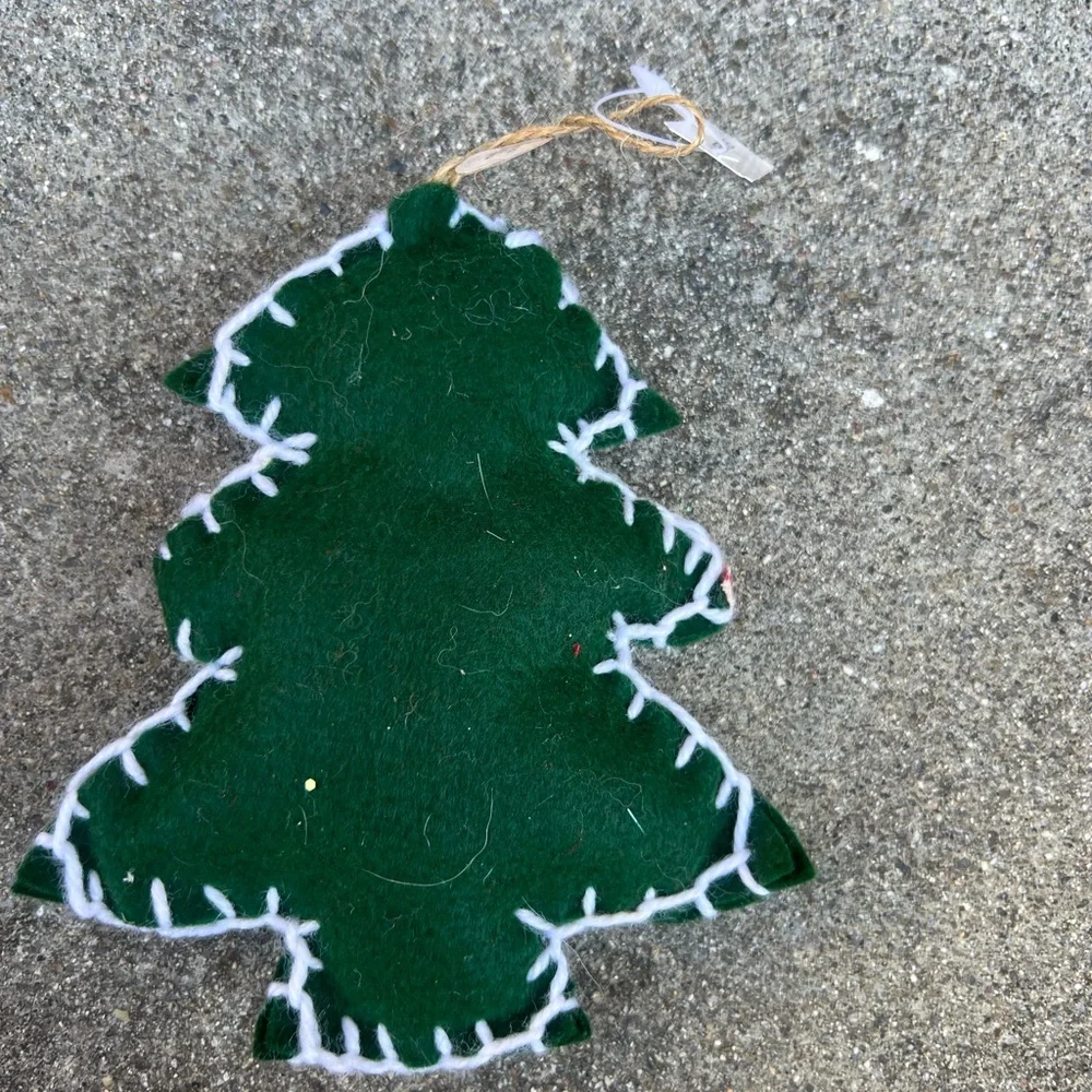 Green Felt Christmas Tree Ornament new with tags - Picture 8 of 12